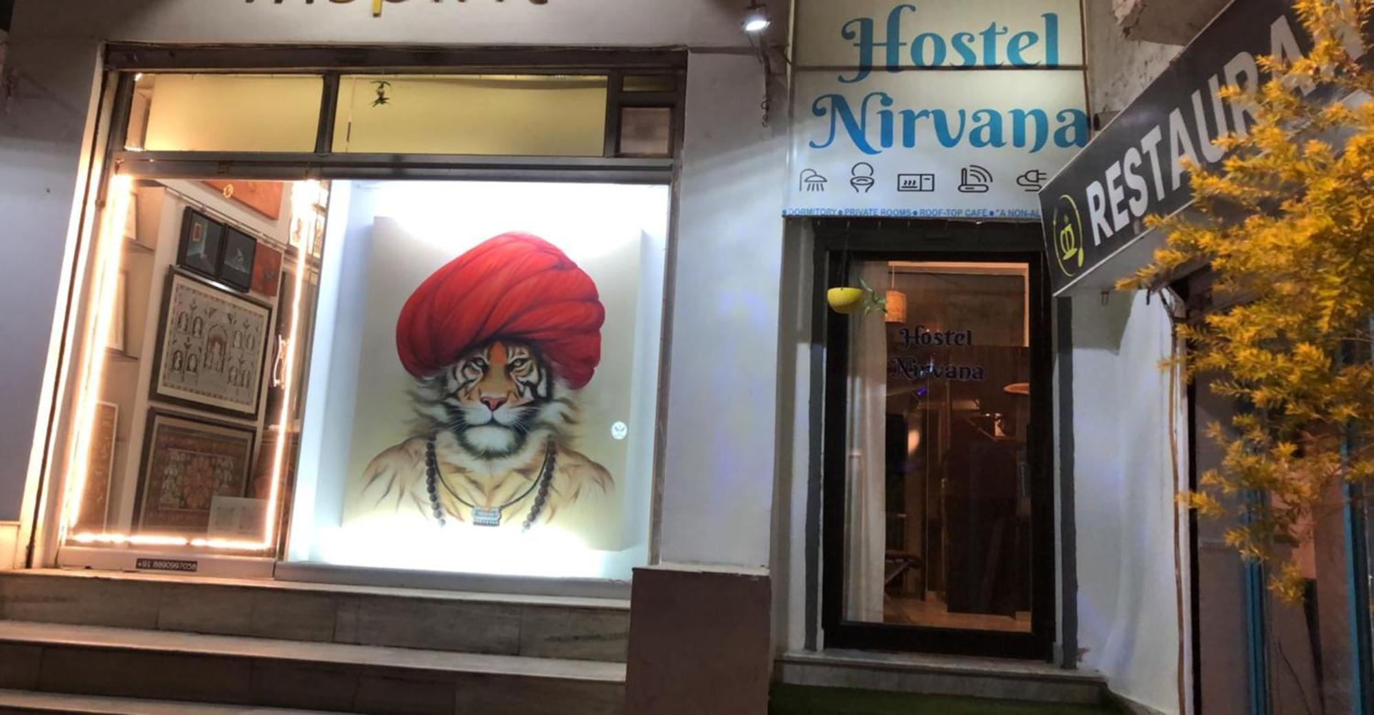Hotel Nirvana Lakeside Udaipur Extérieur photo